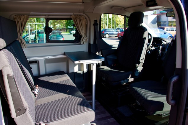 De zithoek van de Custom Nugget