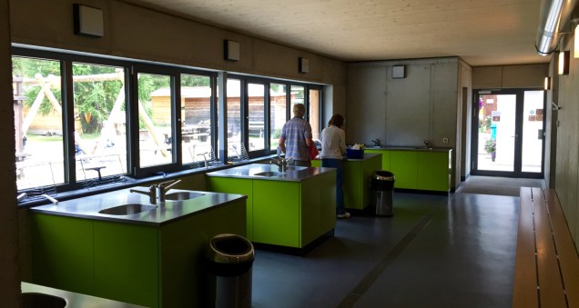 De design-afwaskeuken van camping Morteratsch